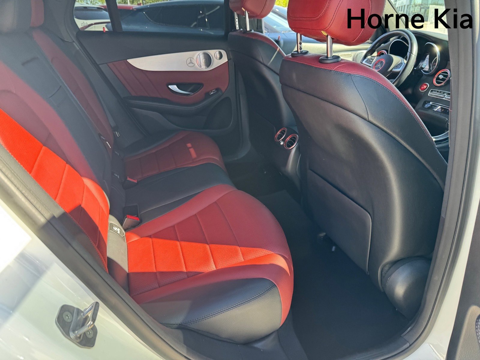 Used 2019 Mercedes-Benz GLC 300 4MATIC Coupe image 28