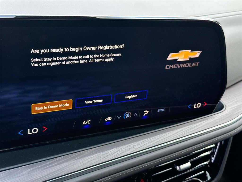 New 2026 Chevrolet Suburban LS image 22