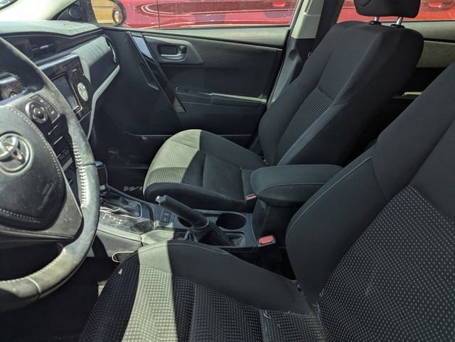 Used 2018 Toyota Corolla iM w/ Carpet Mat Package (TMS) FWD image 10