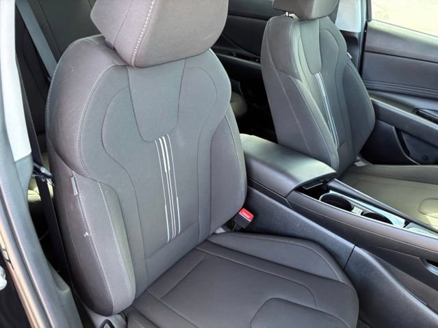 Used 2023 Hyundai Elantra SEL w/ Convenience Package FWD image 25