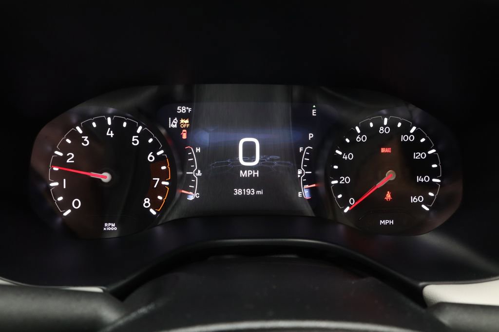 Used 2025 Jeep Compass Limited image 28