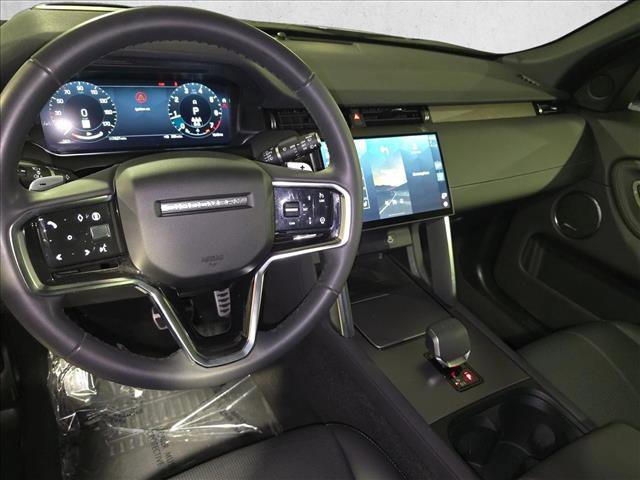 Used 2024 Land Rover Discovery Sport Dynamic SE image 17