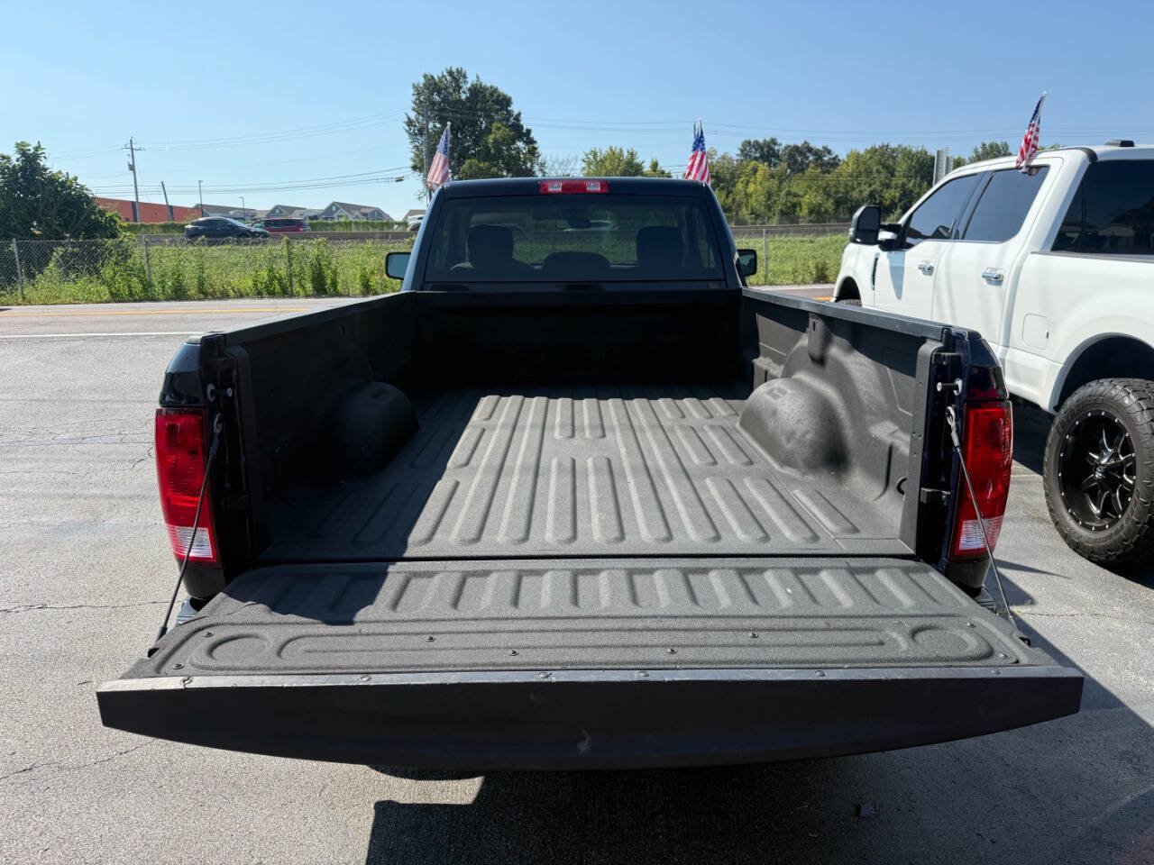 Used 2017 RAM 1500 Tradesman w/ Power & Remote Entry Group RWD image 8