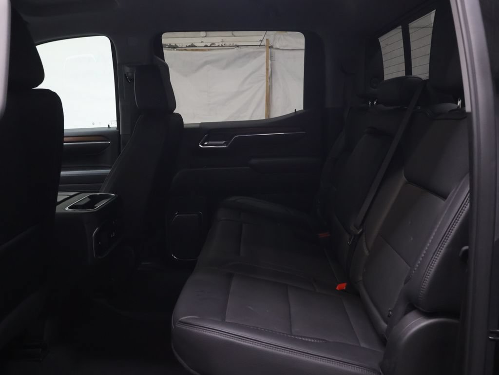 Used 2024 GMC Sierra 1500 Denali w/ Technology Package AWD/4WD image 14