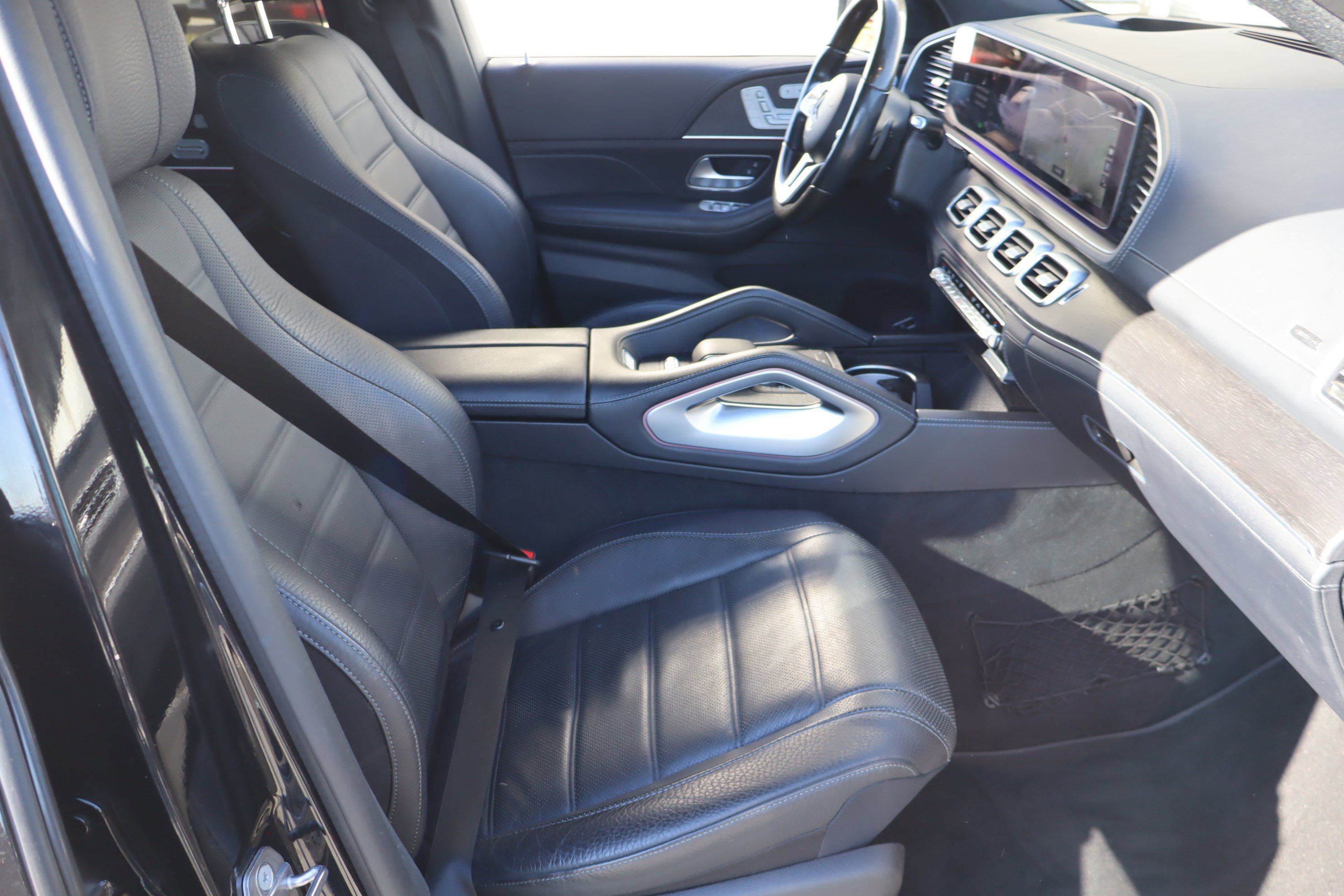 Used 2021 Mercedes-Benz GLS 580 4MATIC image 41