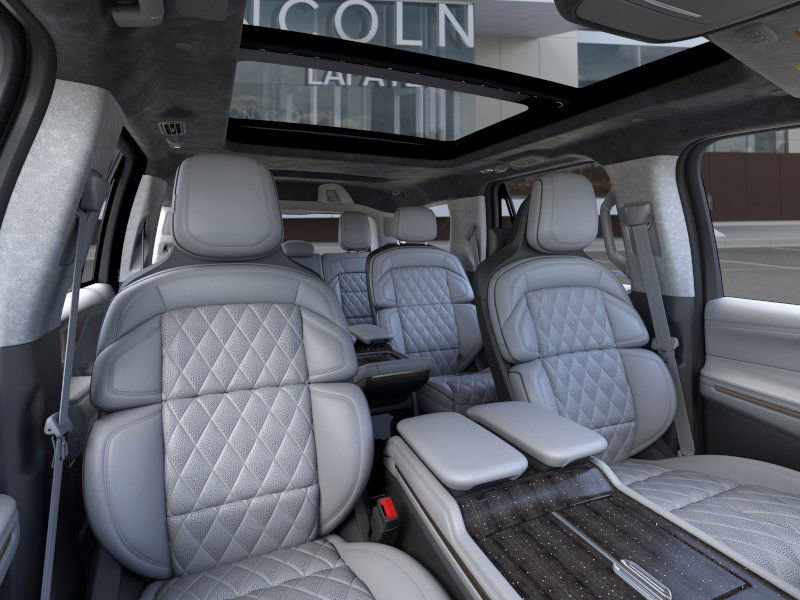 New 2026 Lincoln Navigator Black Label image 10