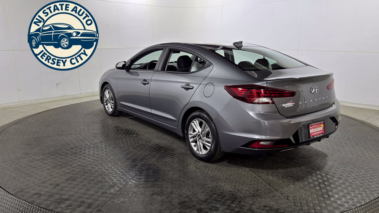 Used 2019 Hyundai Elantra SEL w/ Cargo Package FWD image 5