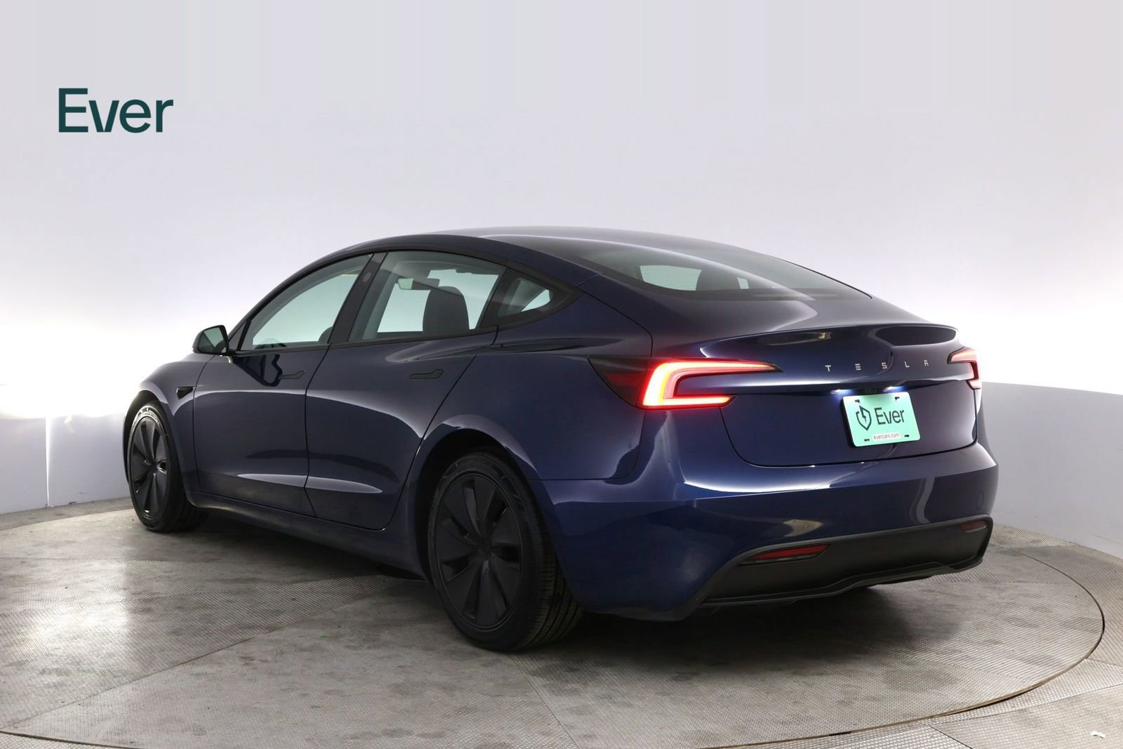 Used 2024 Tesla Model 3 Standard Range RWD image 17