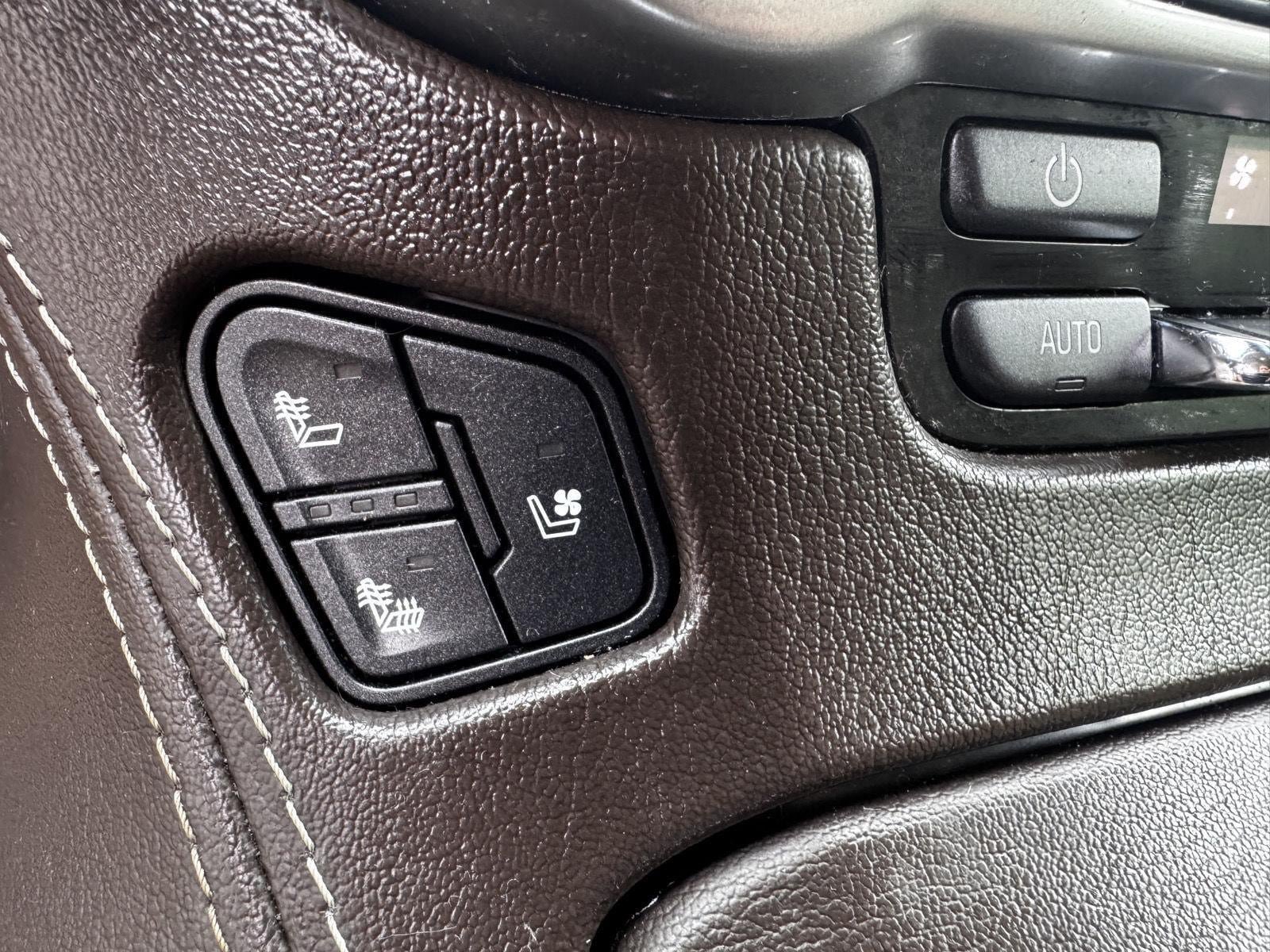 Certified 2020 Chevrolet Suburban Premier AWD/4WD image 33