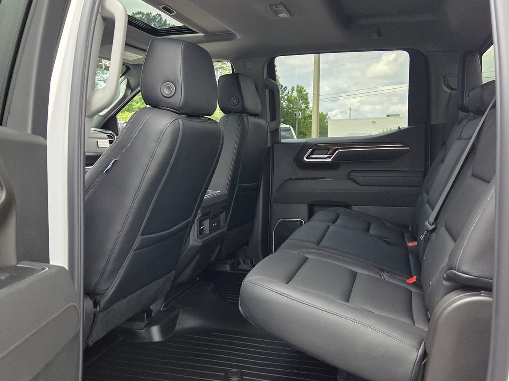 New 2026 Chevrolet Silverado 1500 RST AWD/4WD image 5