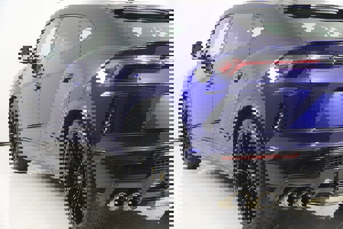 Used 2021 Lamborghini Urus image 39