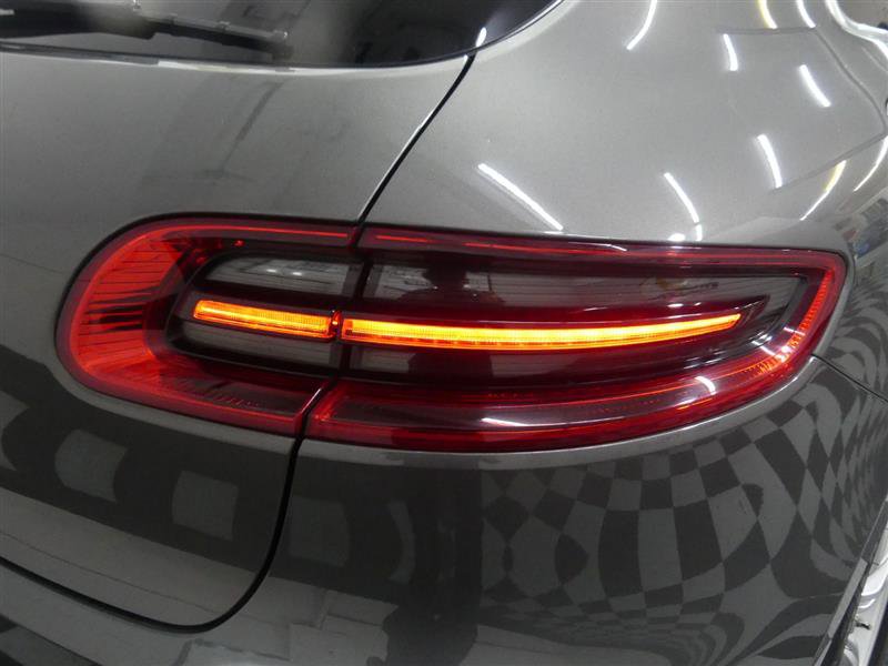 Used 2016 Porsche Macan S AWD/4WD image 15