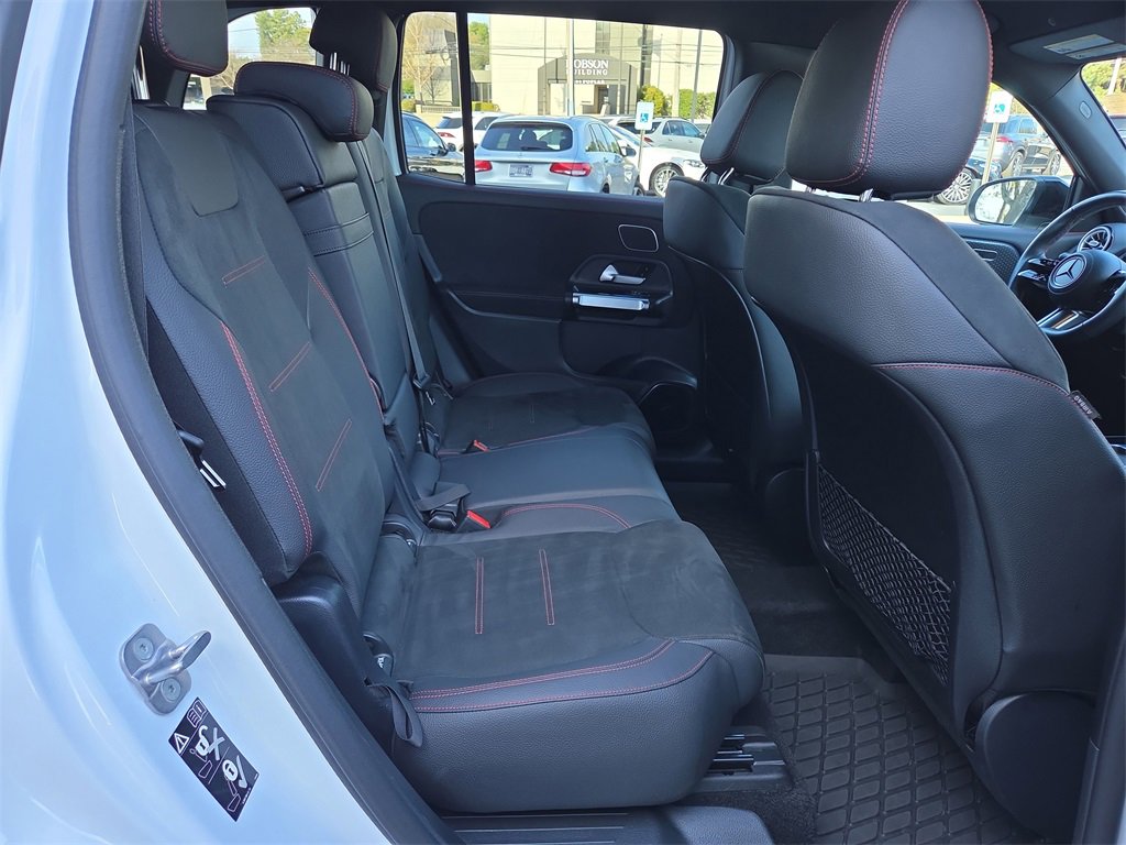 Certified 2025 Mercedes-Benz GLB 250 4MATIC image 15