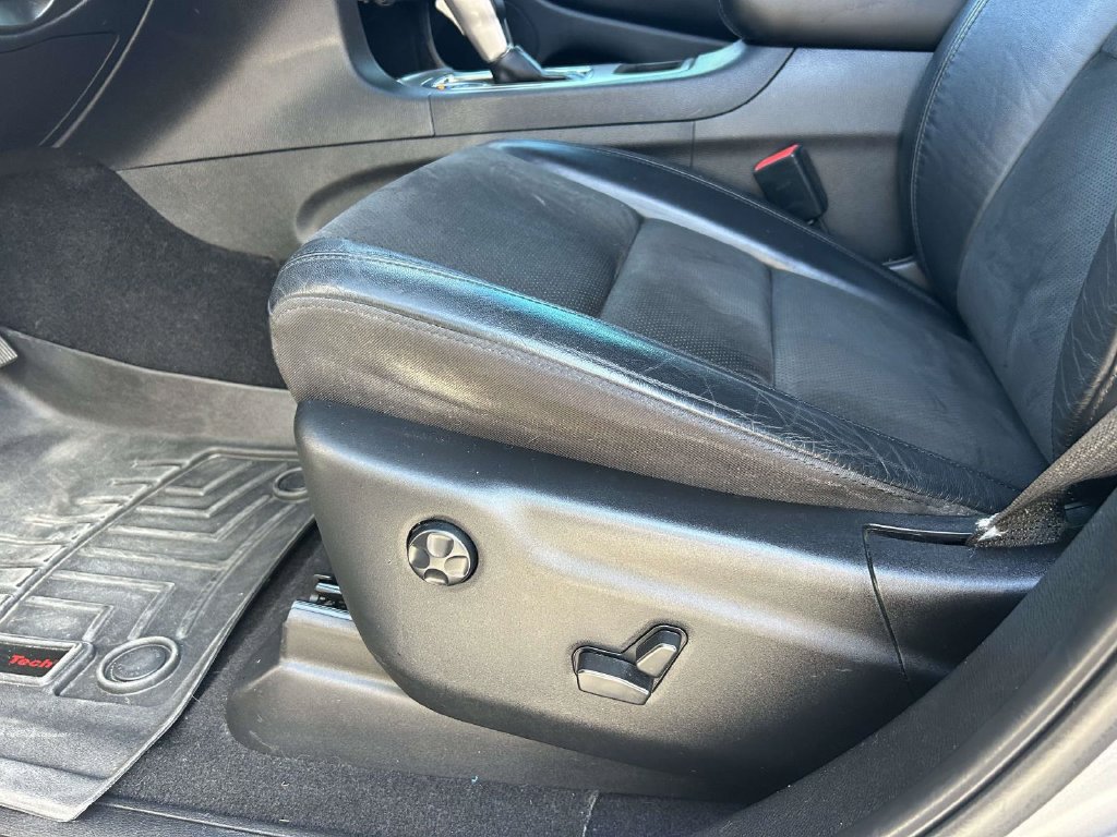 Used 2021 Jeep Grand Cherokee Laredo X AWD/4WD image 15