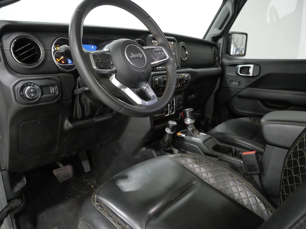 Certified 2023 Jeep Gladiator Overland AWD/4WD image 11