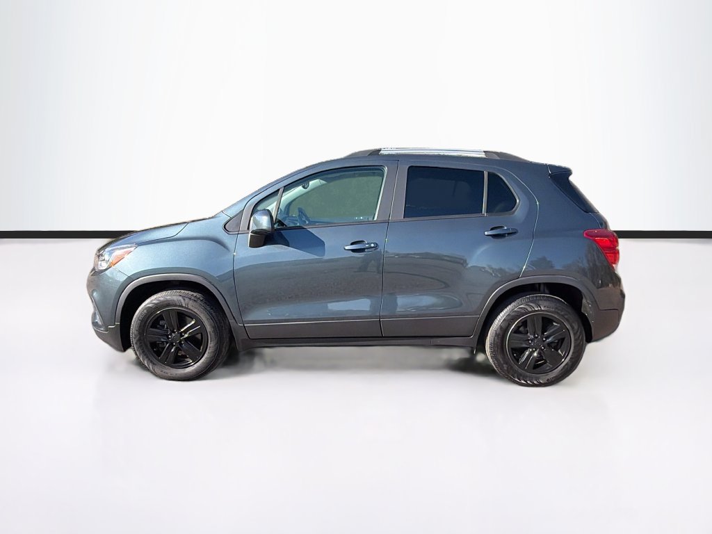 Used 2022 Chevrolet Trax LT w/ LT Convenience Package AWD/4WD image 7