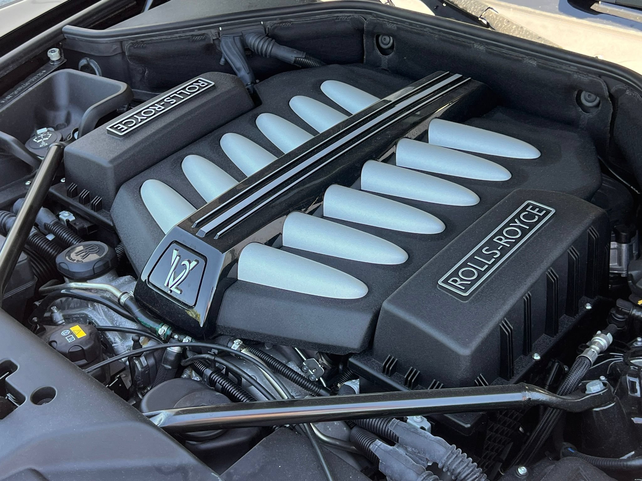 Used 2017 Rolls-Royce Ghost RWD image 39