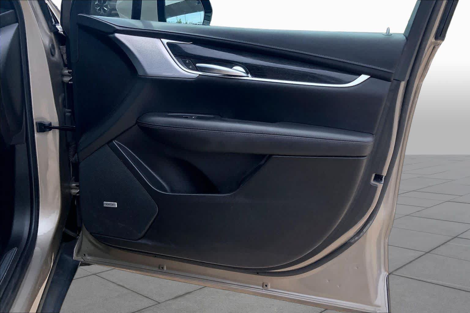Used 2023 Cadillac XT5 Premium Luxury FWD image 22