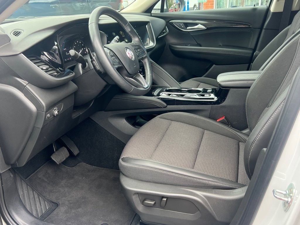 Used 2023 Buick Envision Preferred image 13