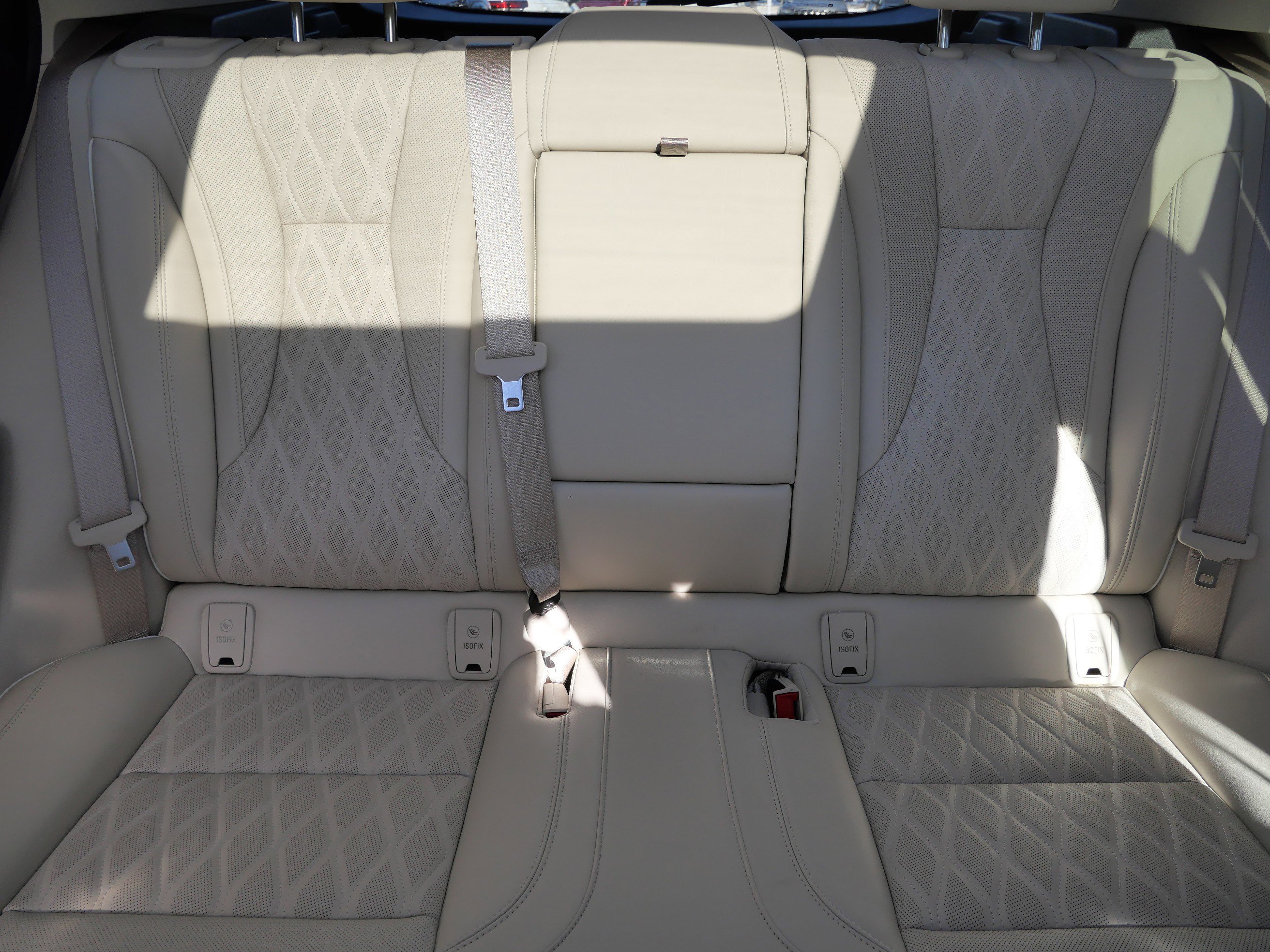 Used 2023 Buick Envision Avenir image 13