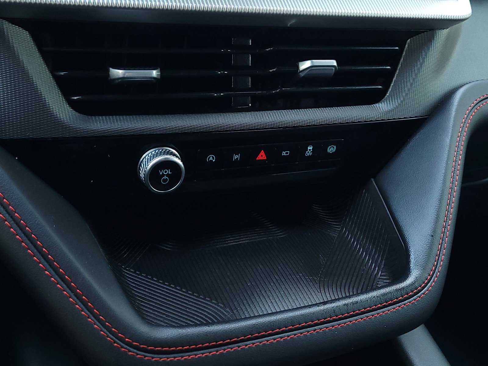 Used 2025 Ford Explorer ST-Line image 22