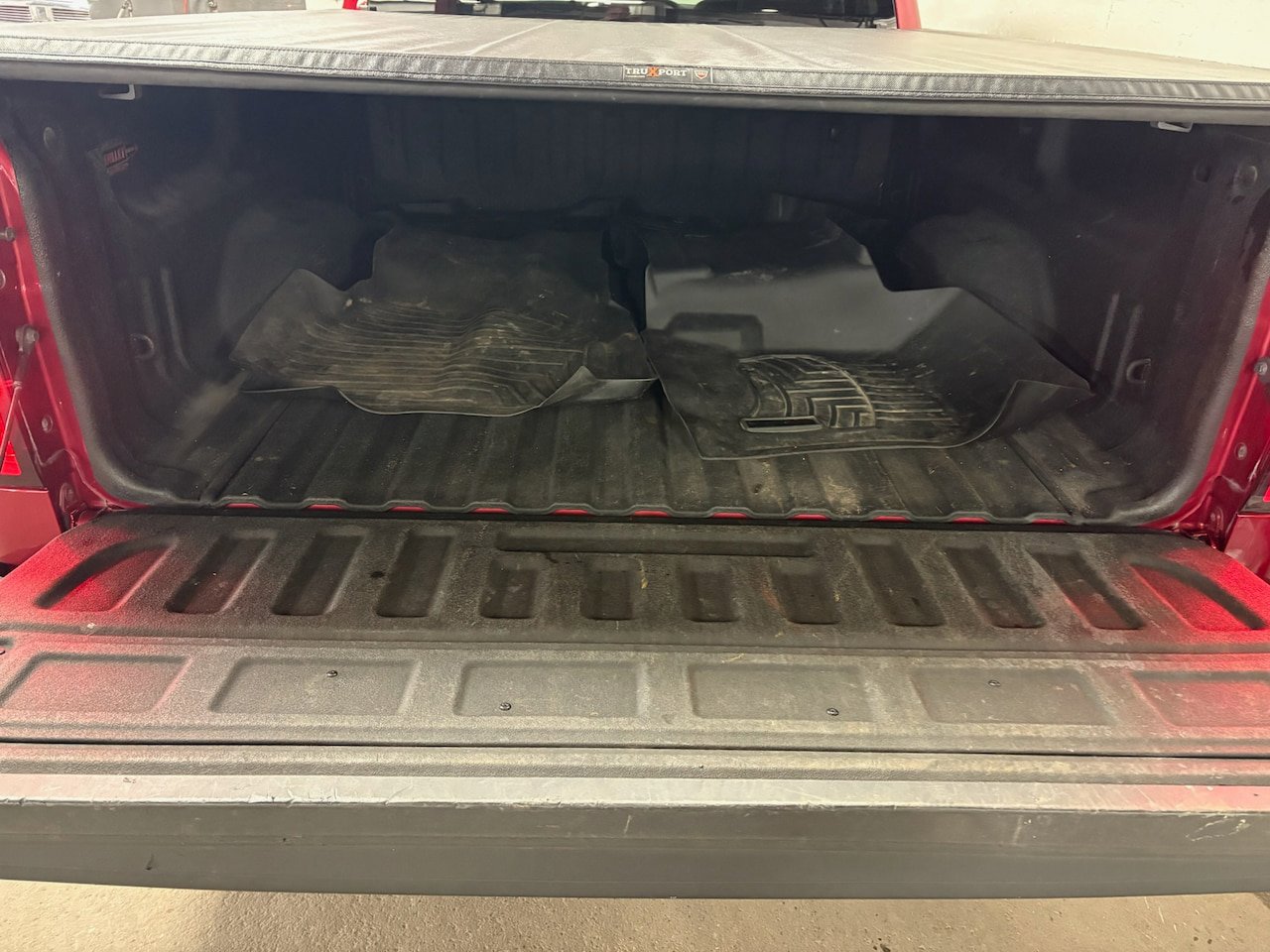 Used 2018 Chevrolet Silverado 1500 LT w/ All Star Edition AWD/4WD image 11