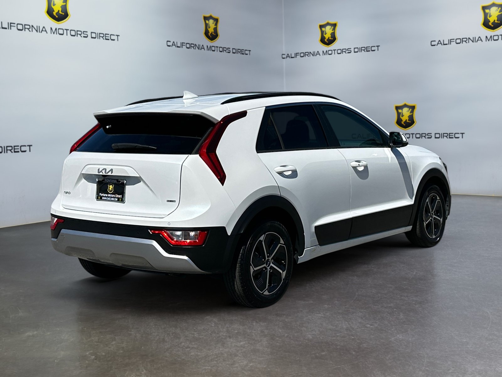 Used 2024 Kia Niro EX FWD image 5
