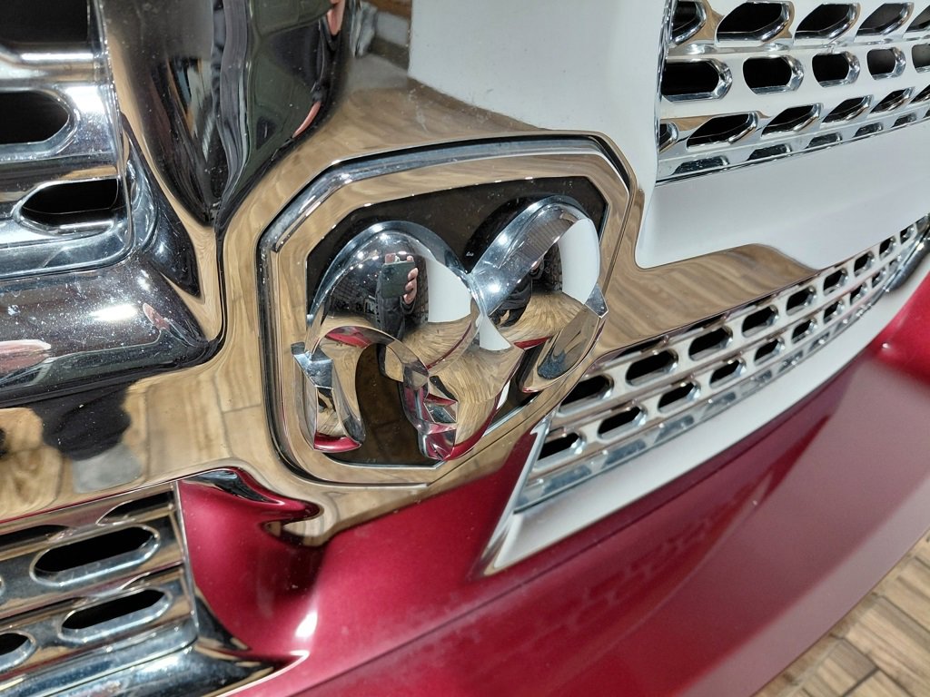 Certified 2018 RAM 1500 Laramie image 27