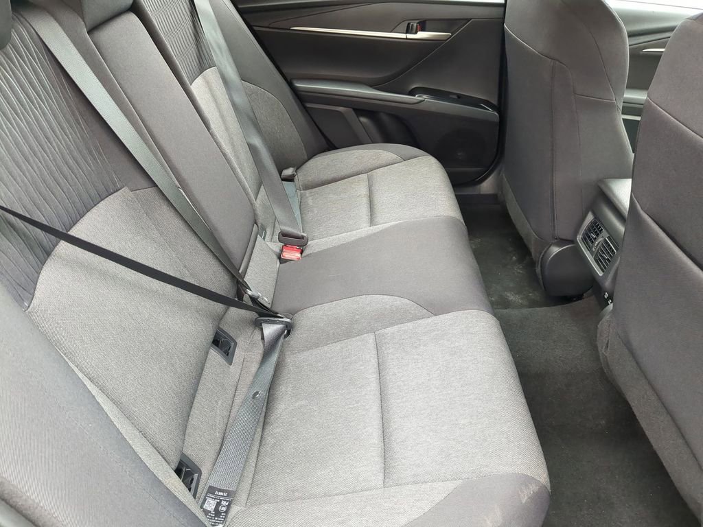 Used 2025 Toyota Camry LE image 29