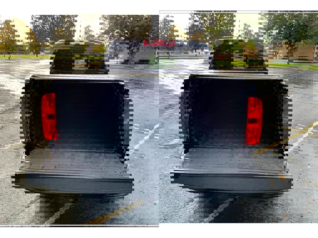 Used 2017 Chevrolet Colorado Z71 image 11