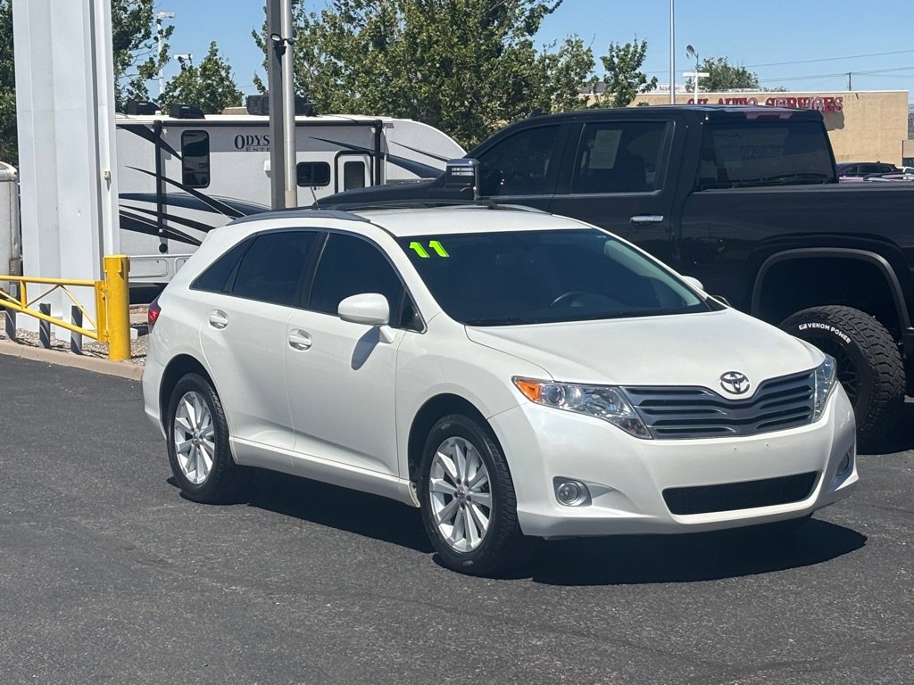 Used 2011 Toyota Venza FWD image 4