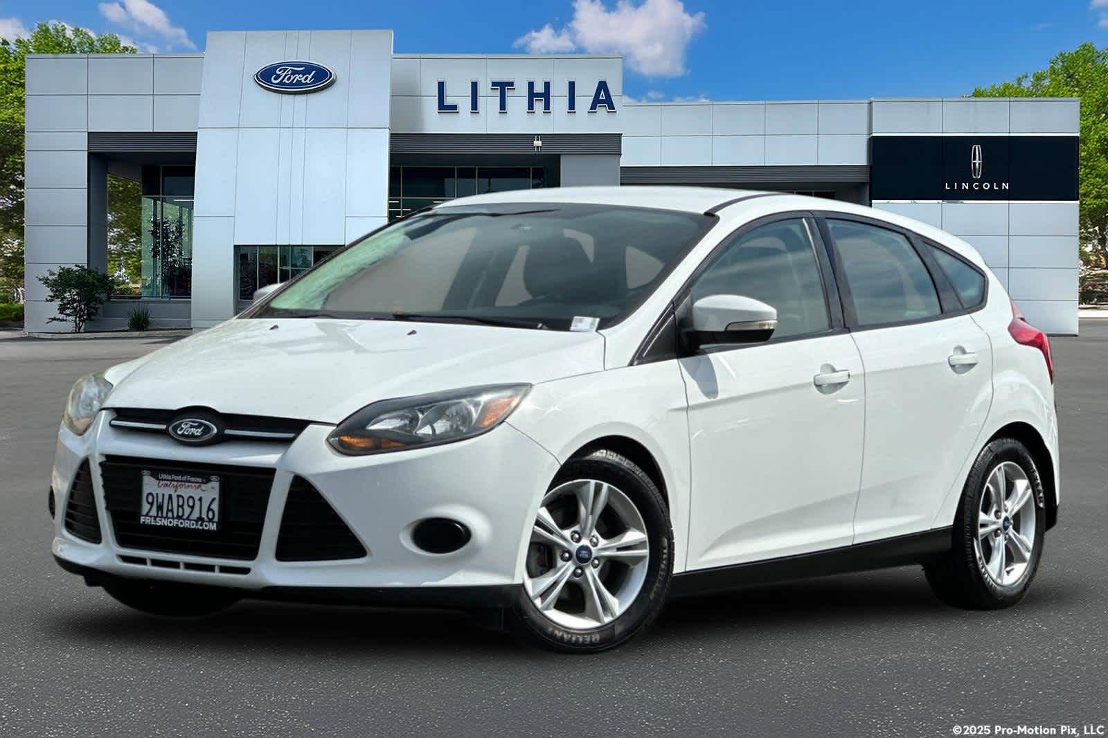 Used 2014 Ford Focus SE FWD image 1