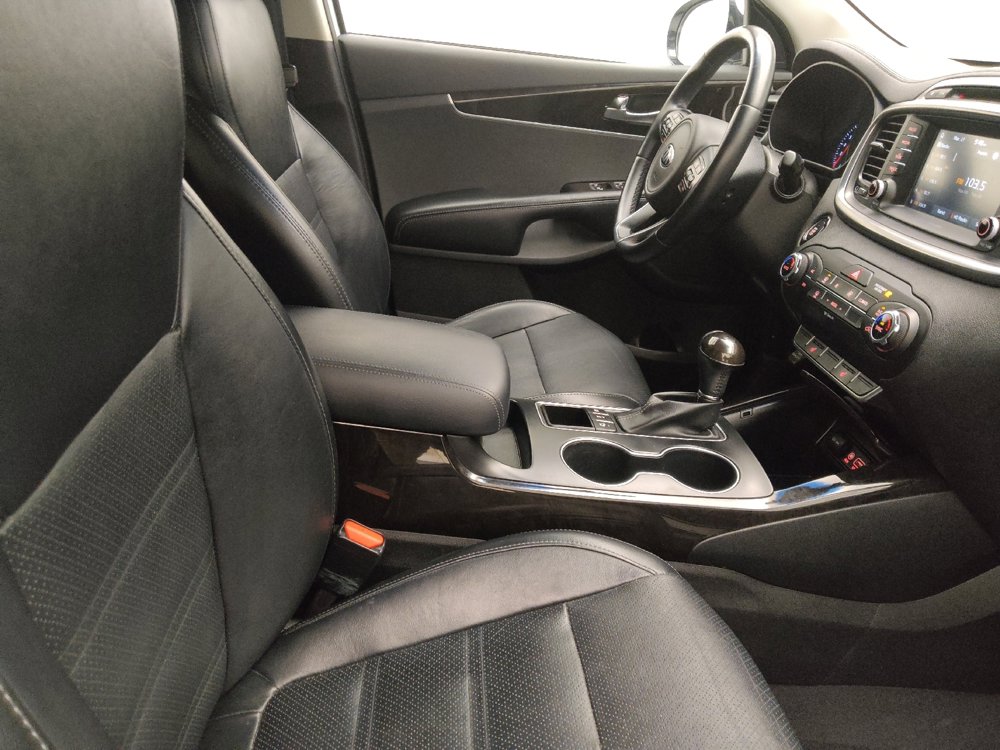 Used 2018 Kia Sorento EX image 21