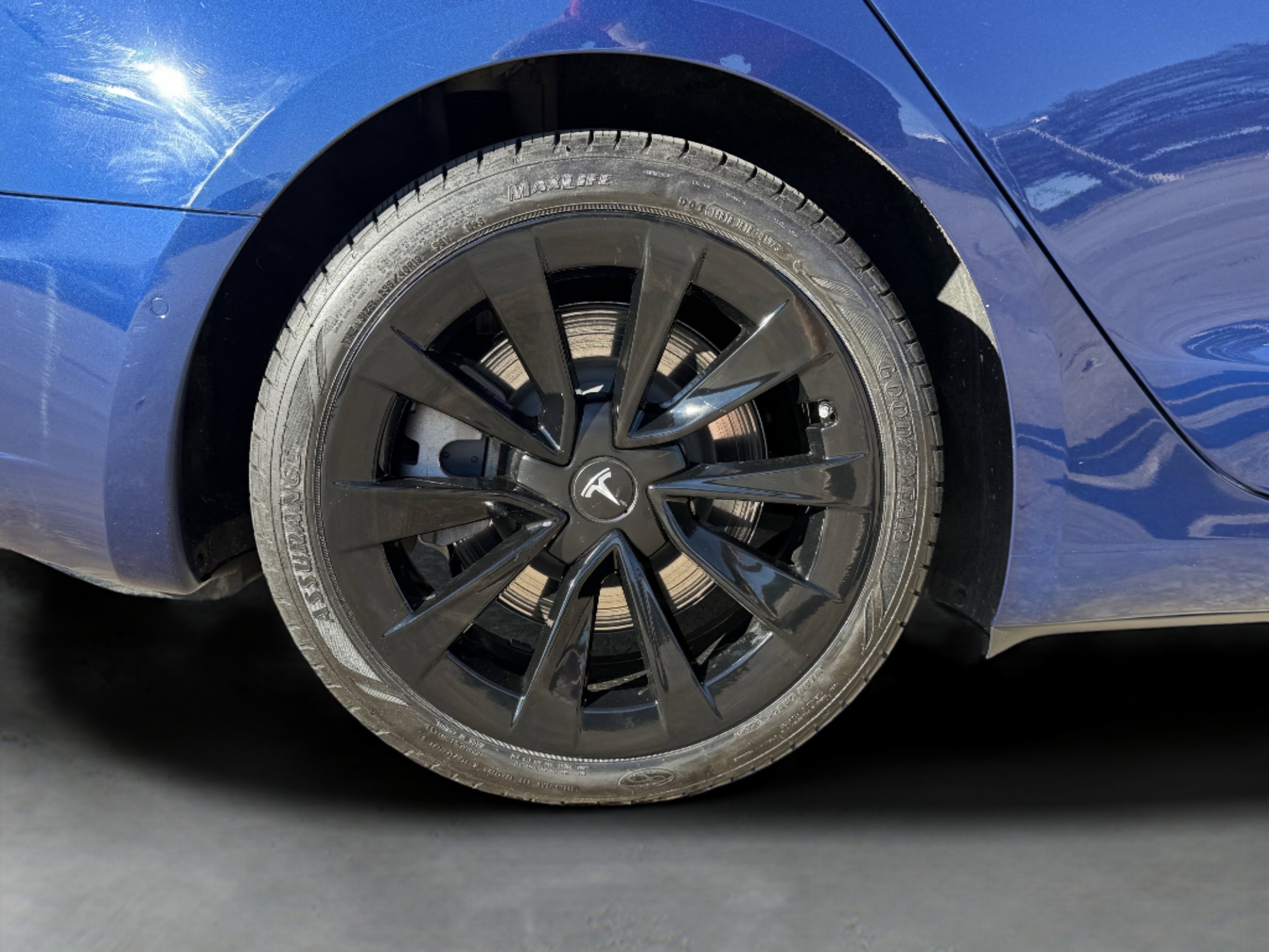 Used 2022 Tesla Model 3 Standard Range image 71