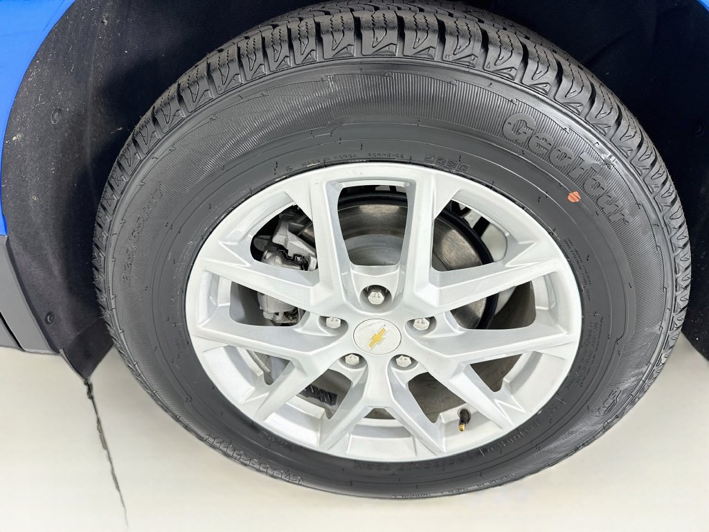 Used 2024 Chevrolet Equinox LS FWD image 29
