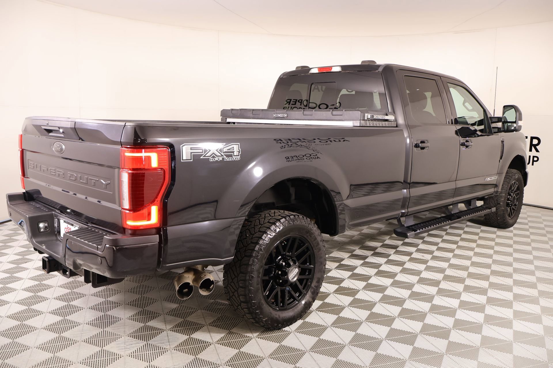 Used 2020 Ford F350 Lariat image 22