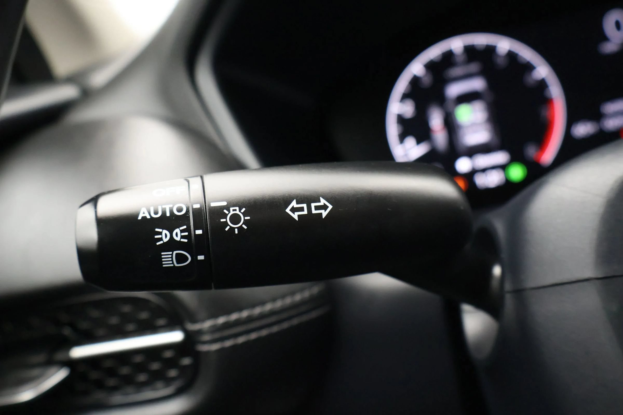 Used 2023 Honda HR-V EX-L image 26