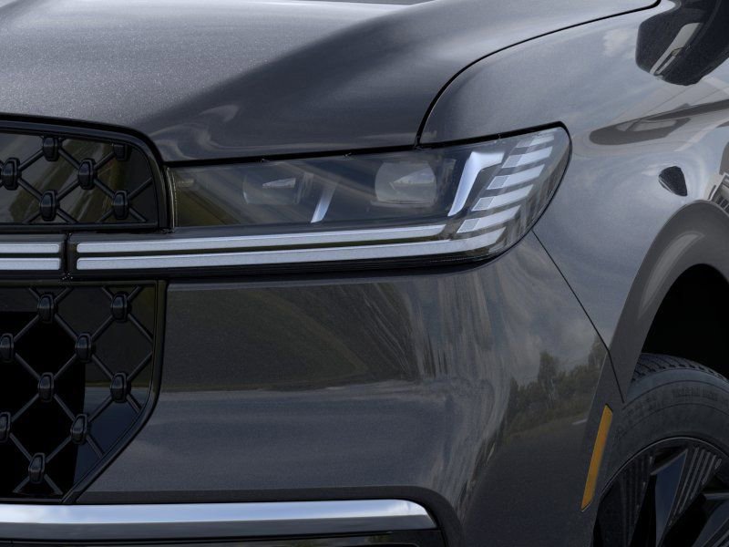 New 2026 Lincoln Navigator Reserve w/ Jet Appearance Package image 18