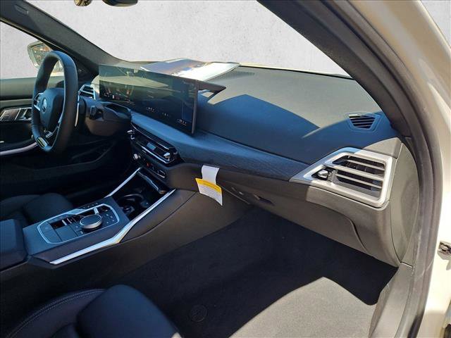 Used 2026 BMW 330i Sedan w/ Premium Package image 21