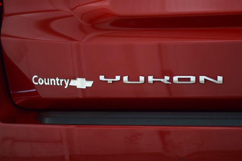 Used 2024 GMC Yukon AT4 AWD/4WD image 24