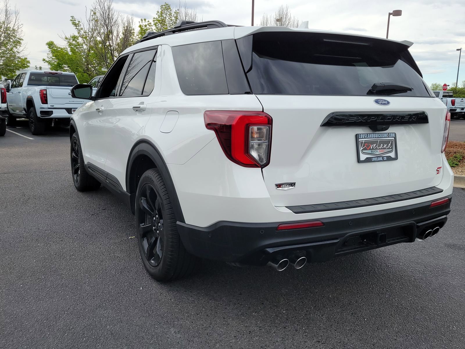 Used 2024 Ford Explorer ST w/ Equipment Group 401A AWD/4WD image 5