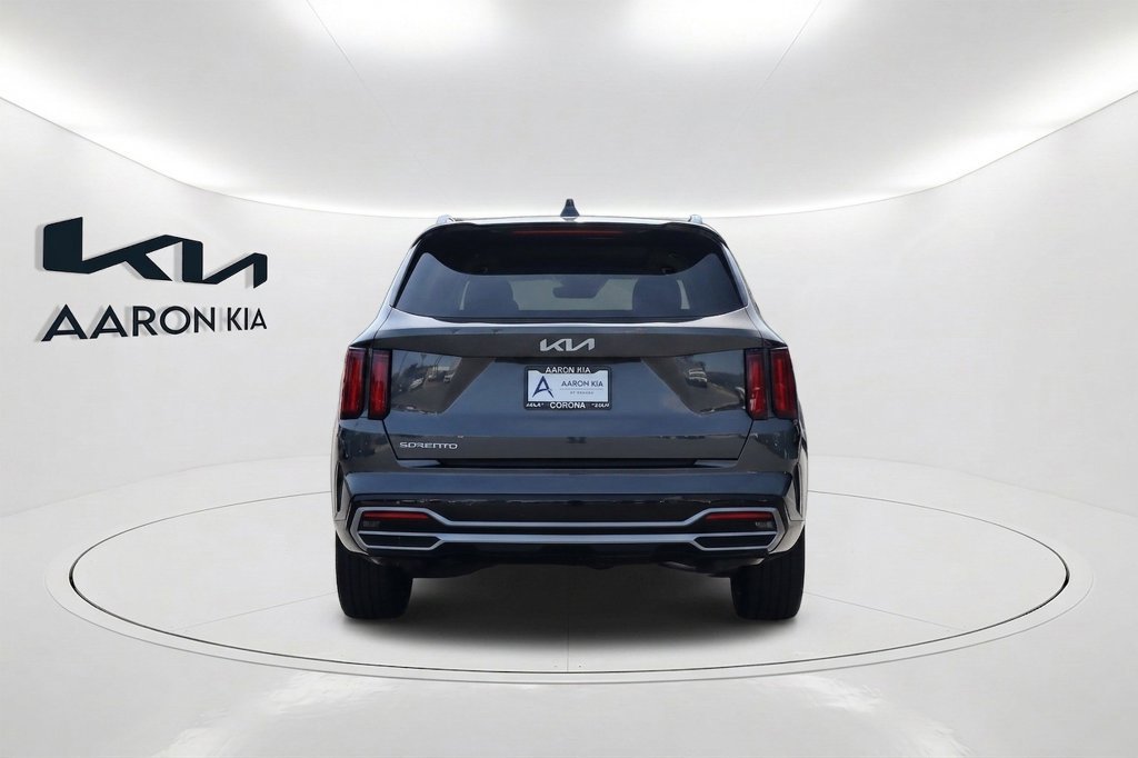 Used 2023 Kia Sorento SX FWD image 5