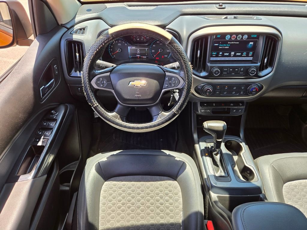 Used 2017 Chevrolet Colorado Z71 RWD image 8