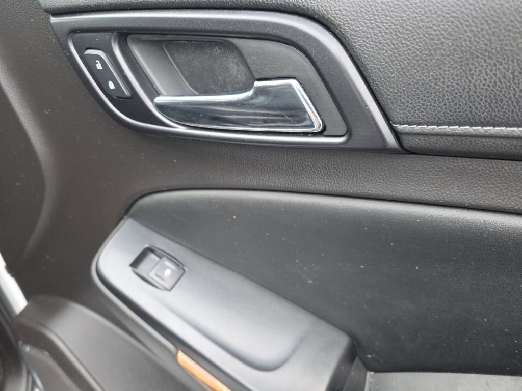 Used 2017 Chevrolet Suburban Premier image 46