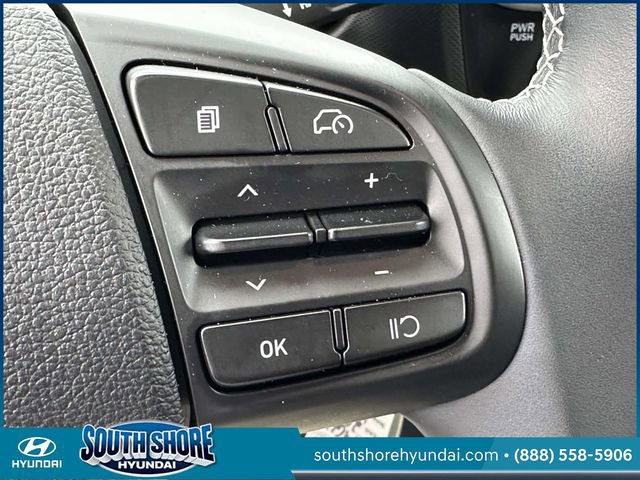 Certified 2023 Hyundai Venue SEL w/ Cargo Package image 22