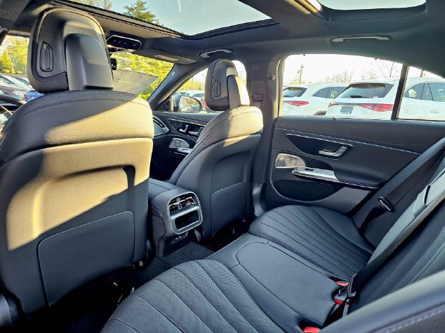 New 2026 Mercedes-Benz E 450 4MATIC Sedan image 21
