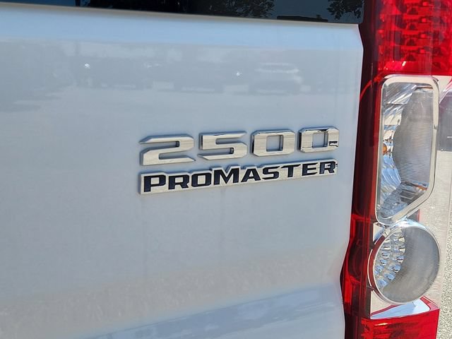 Used 2025 RAM ProMaster 2500 w/ U-Haul Equipment Group FWD image 30