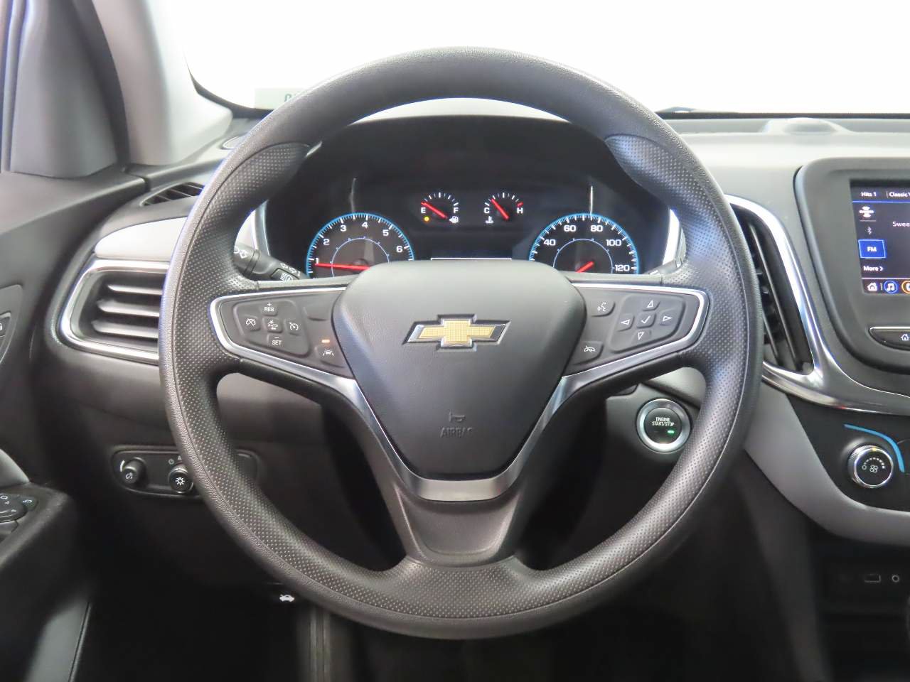 Used 2024 Chevrolet Equinox LS FWD image 8