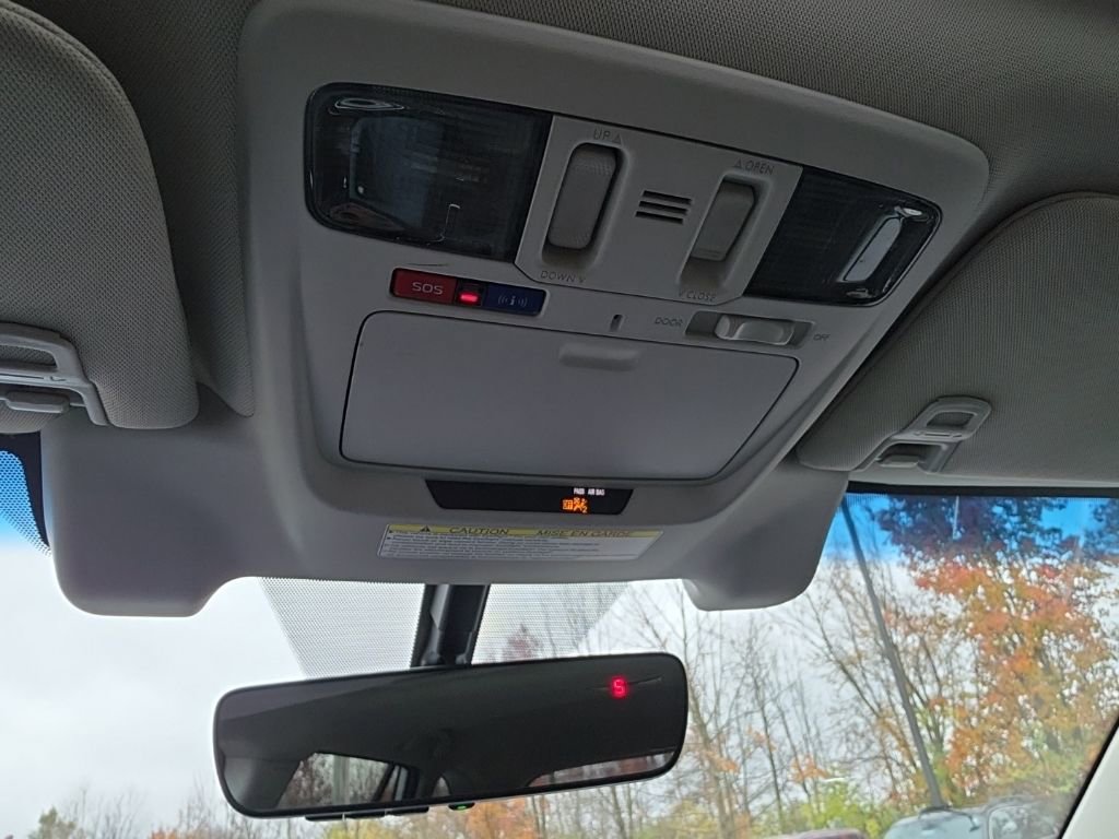 Used 2018 Subaru Outback 2.5i Limited image 24