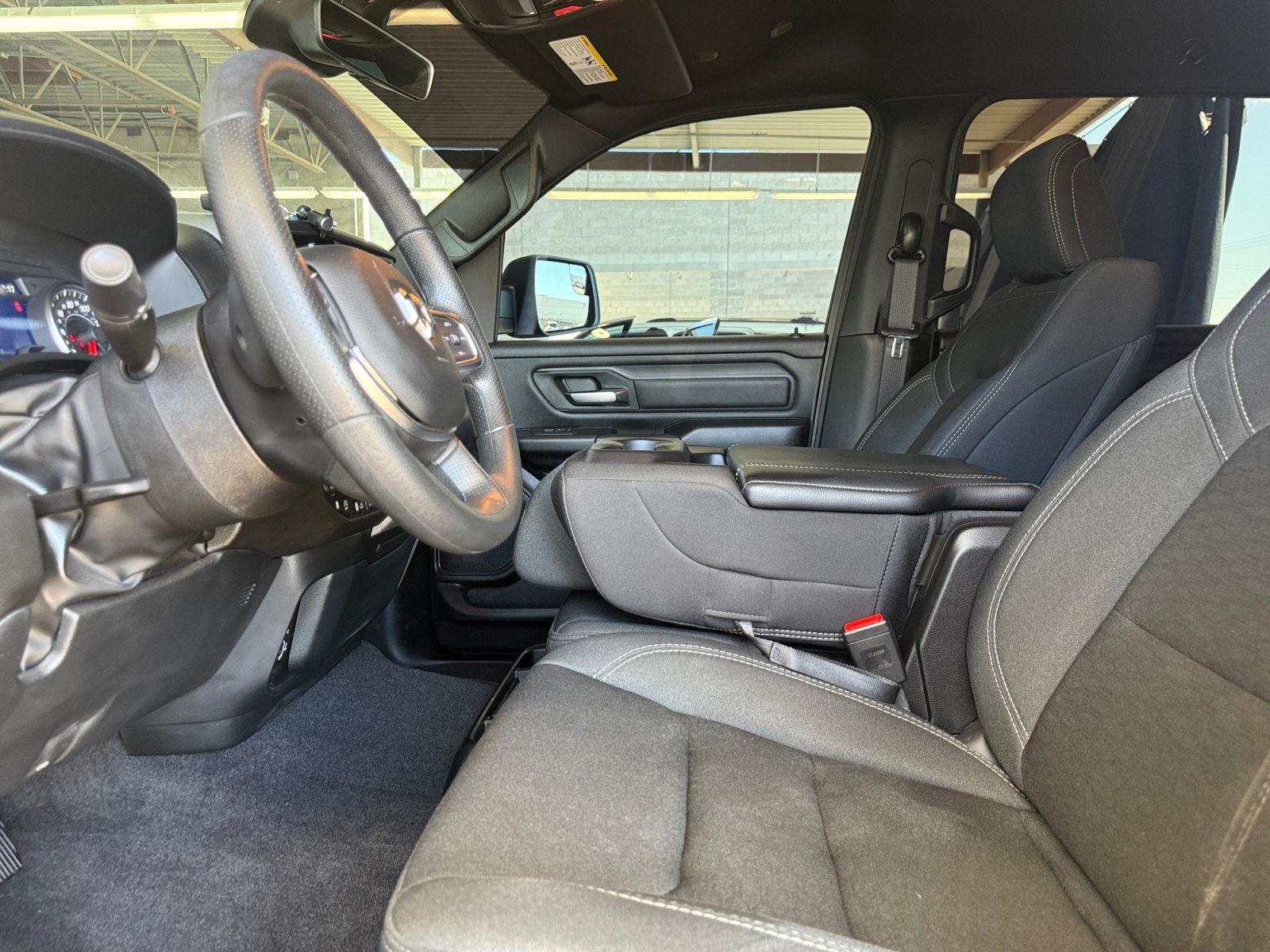 Used 2025 RAM 1500 Warlock AWD/4WD image 23